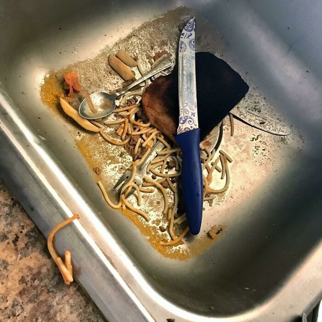 64bf6cc49532f_rdl9tfzj6kj21__700