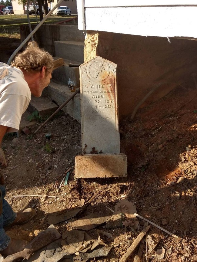 discovering-old-houses-hidden-gems-4-64f6db0cc0ddd__700