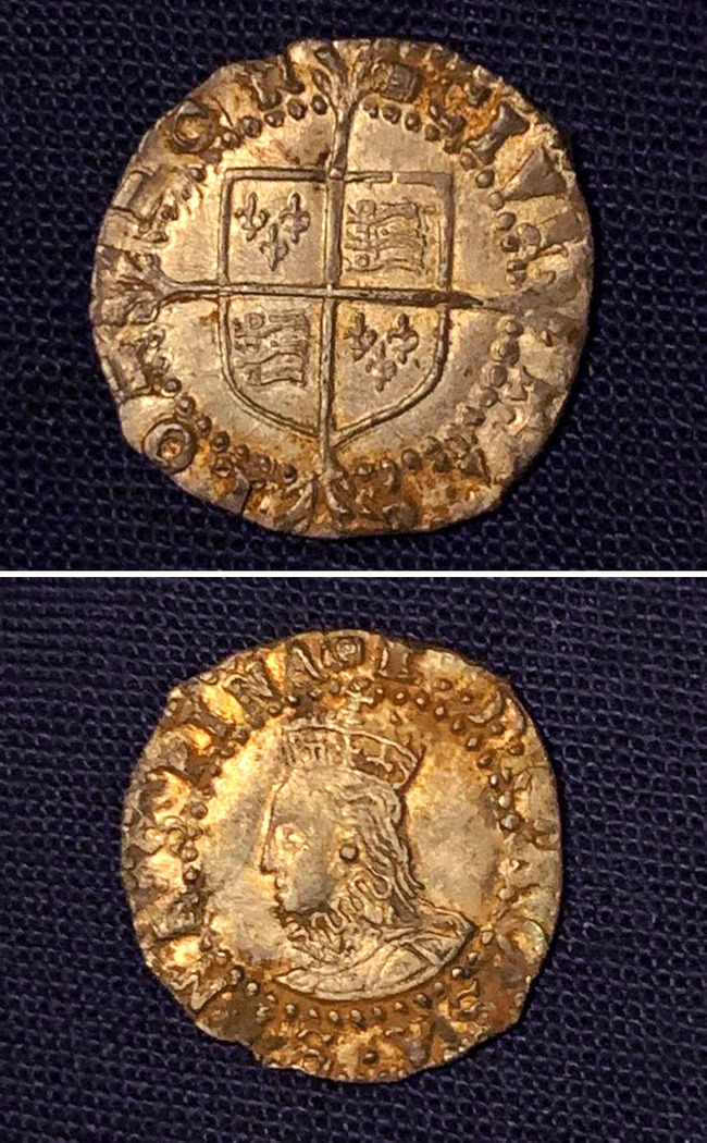 interesting-archaeological-finds-8-650c2e2ab58f5__700