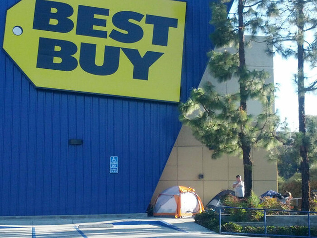 655c81a64757e_black-friday-fails