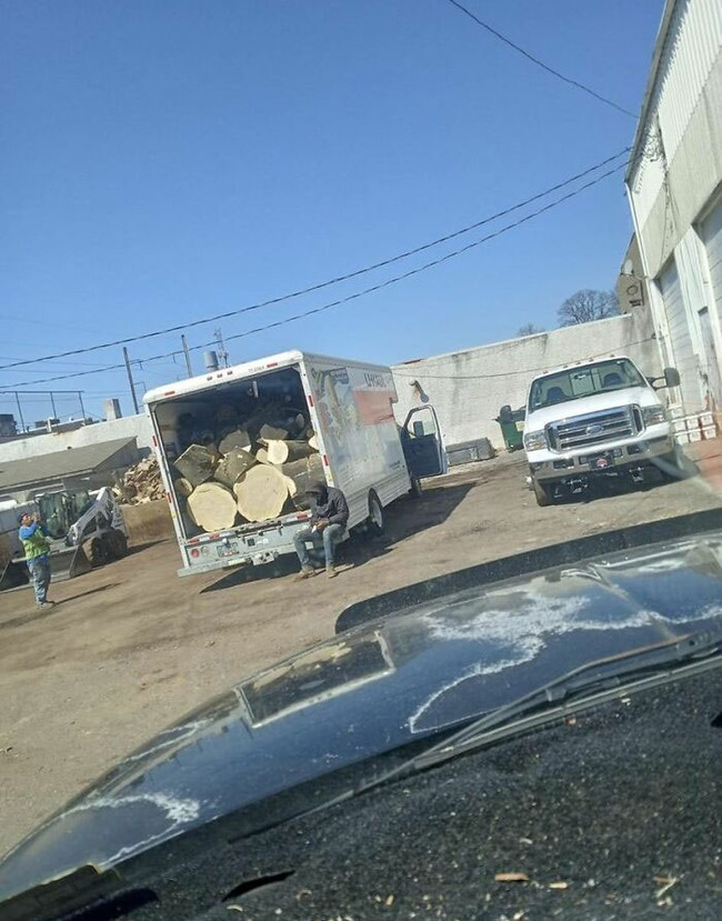uhaul-fail-pics-171-6504687902b10__700 (1)