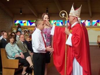 St-Marys-confirmation-Todays-Catholic-095