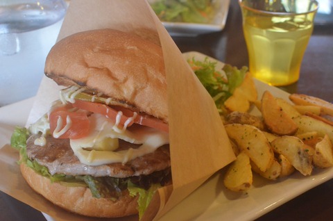 22 - Found a cafe in Hakuba that did great burgers