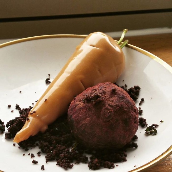 68_n-5b30513385217__700