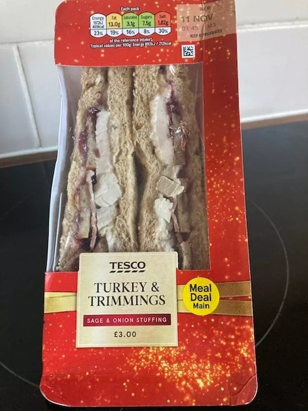 0_xmas-sarnies-5