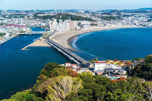 1756267047576973 (1)