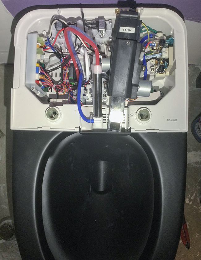 interesting-things-inside-things-pics-21-66ed26fc84226__700