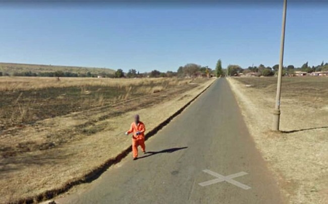 a-convict-on-the-run-photo-u1-67c585a95c143__700