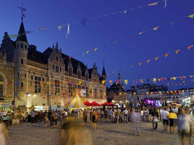 0864_de_02_p_2048x1536