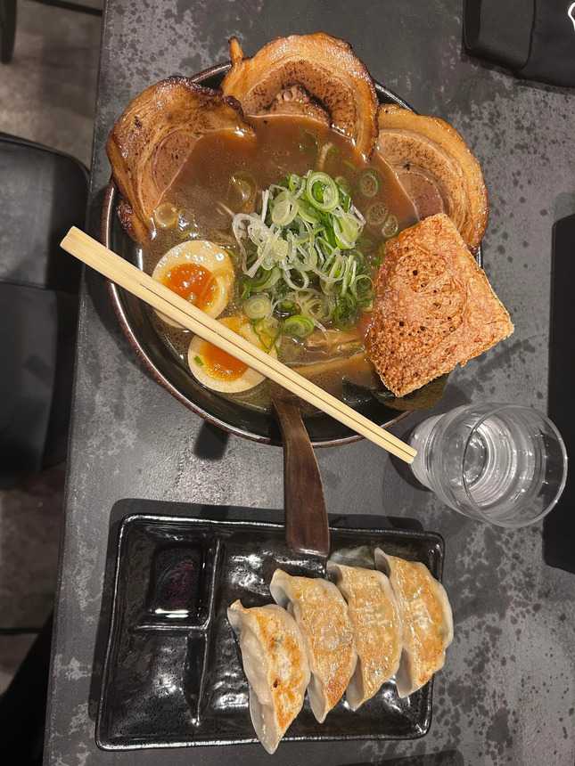 i-love-the-food-in-japan-v0-gd4e