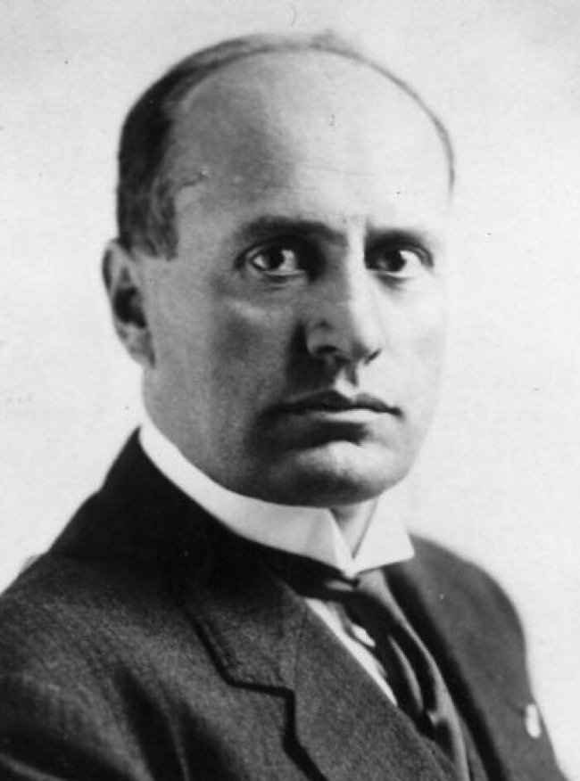 Benito_Mussolini_crop-680f57eb46304__700-680f78abcd23d__700