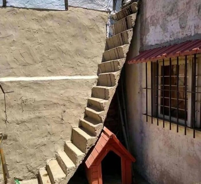 649e935d9c1e0_funny-dangerous-stairs-designs