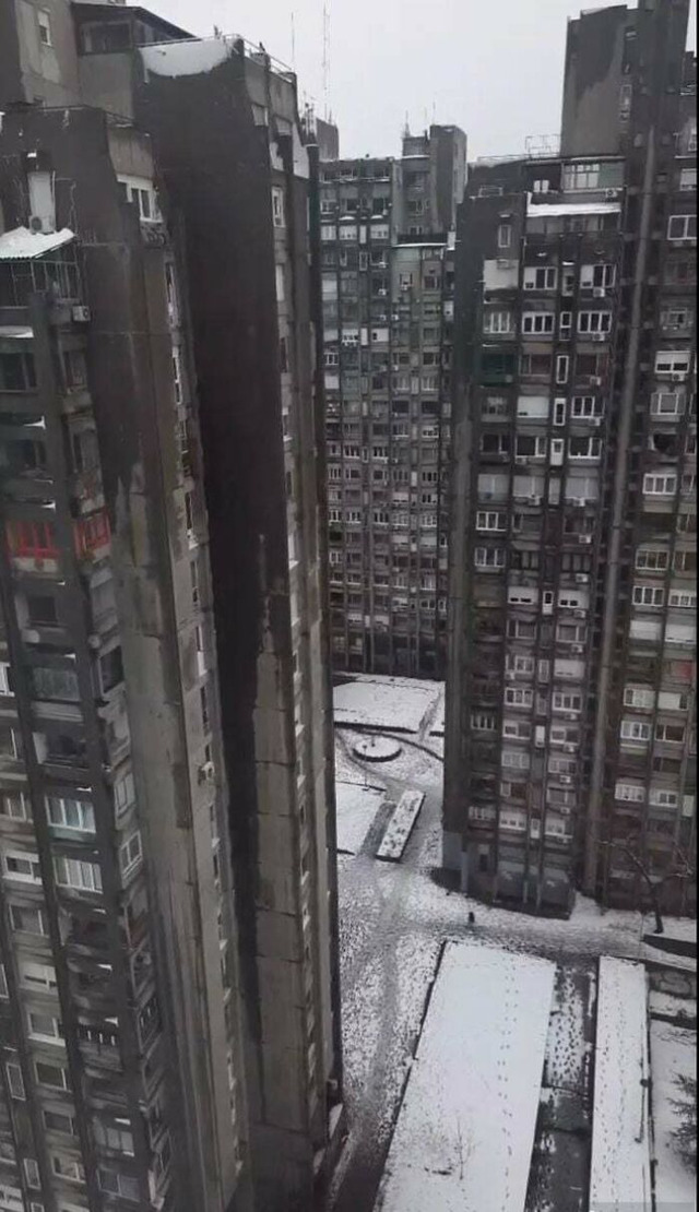 689b73058002c_mufz6e0638if1__700