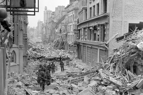 caen-1944