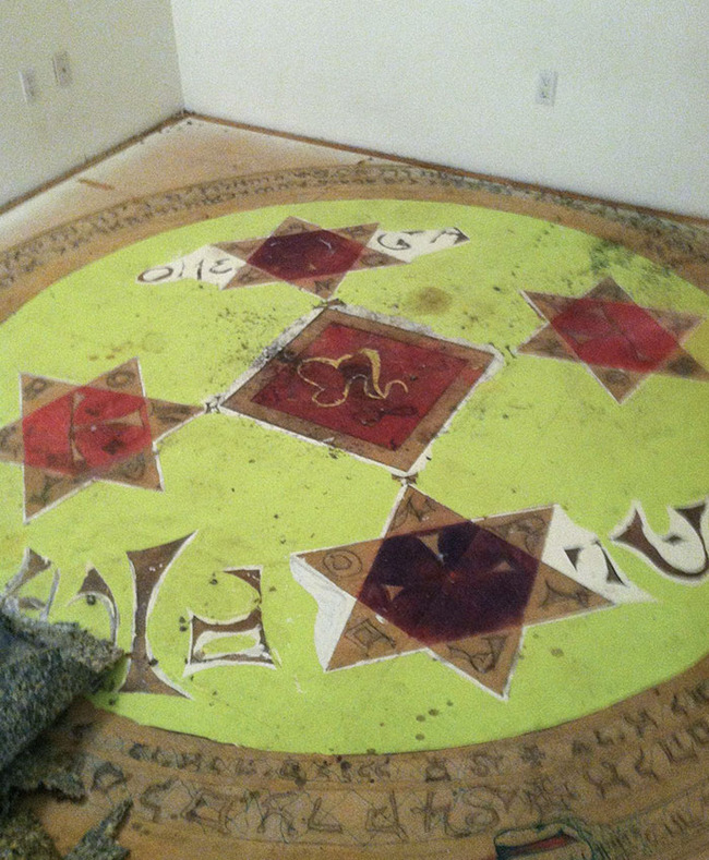 scary-things-people-find-new-homes-42-65a6a4d9bb963__700 (1)