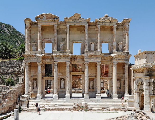 774px-Ephesus_Celsus_Library_Facade_