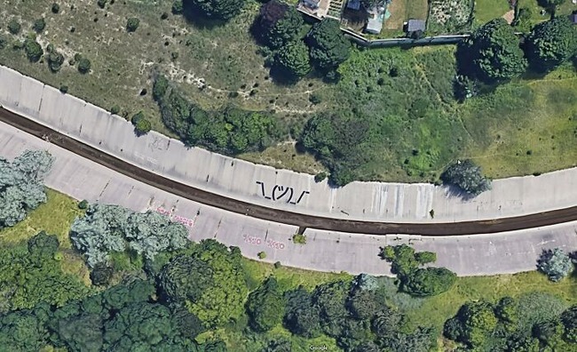 63ef4bedf31bd_ekxxvr92ufz41__700