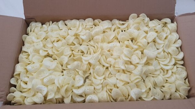 64871857a464a_things-look-like-food-forbidden-snacks