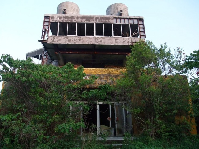 abandoned-Sky-Rest-New-Muroto-960x720