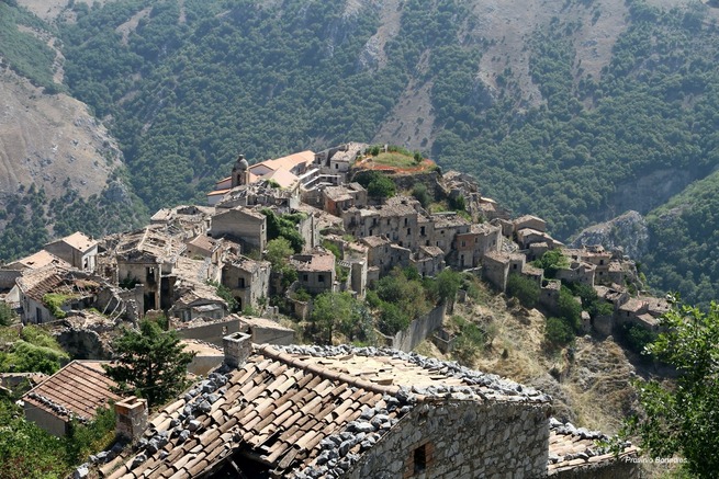 d2e0e3d3aea724a5111c71031a1e28c8fc1a9cdf3b6ed81a0b87f06c86d667a1