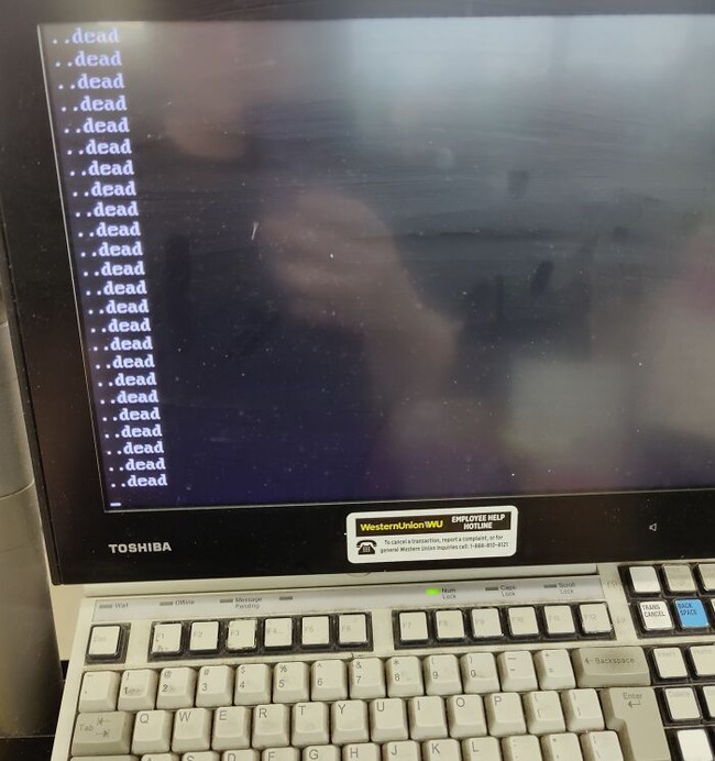 661d34777bfdd_software-glitches