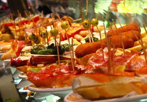 1280px-TapasenBarcelona
