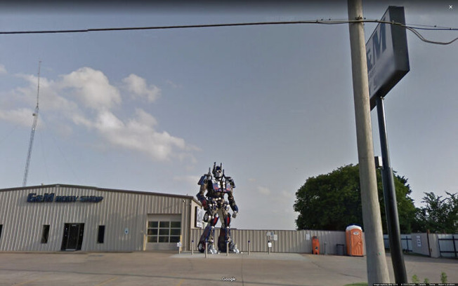 google-street-view-funny-pics-jon-rafman-52-605c5a2a09c0f__700