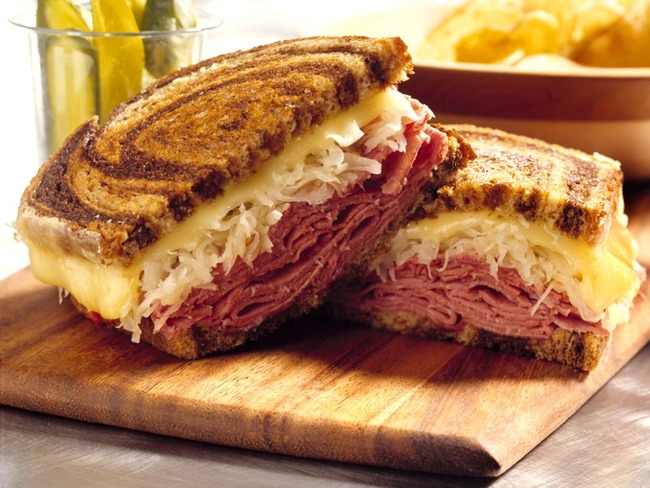 classic-reuben-sandwich-horizontal
