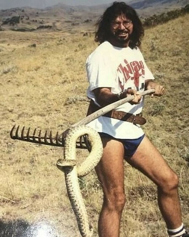 DK0PmyjTsG7-2-png__700