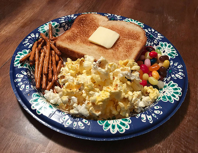 unfortunate-thanksgiving-fails-11-655748e5566a3__700