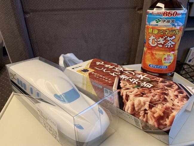 AA5-E12-A1-FA29-41-E4-8-F06-26-FBE027640-F