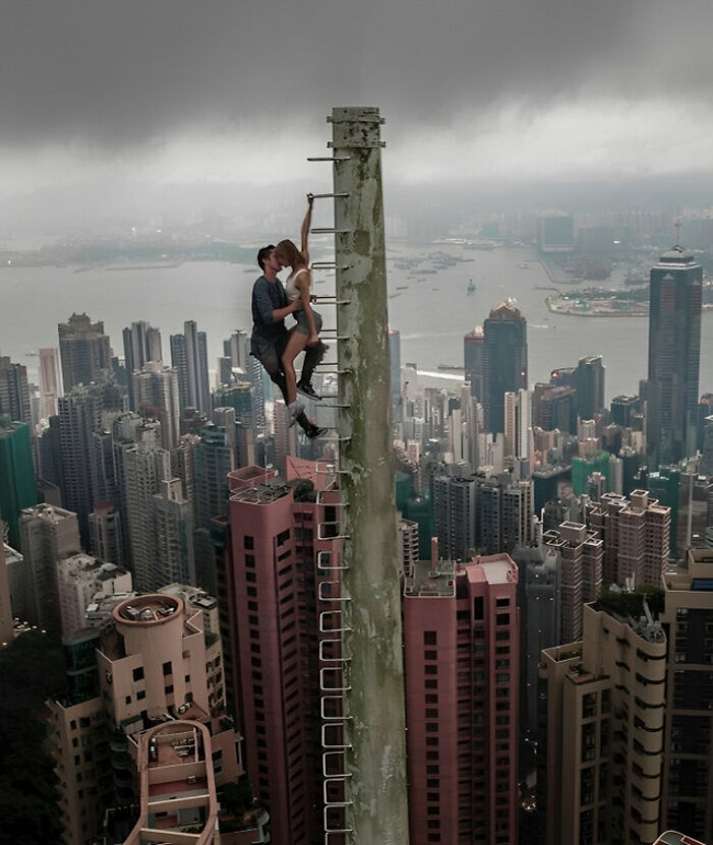 64fabebb36b9a_fear-of-heights-acrophobia-6502fd0361793-png__700