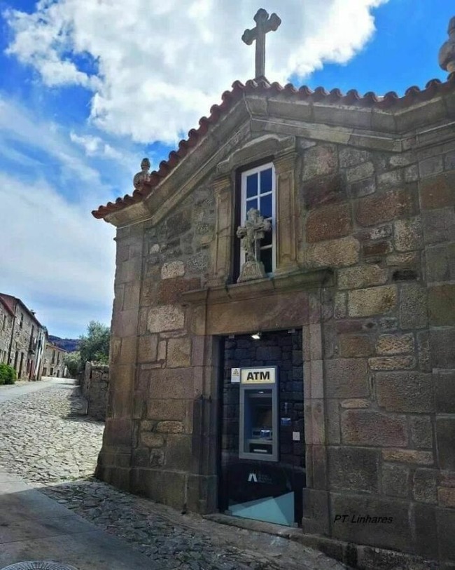 CiLVaMJLjge-png__700