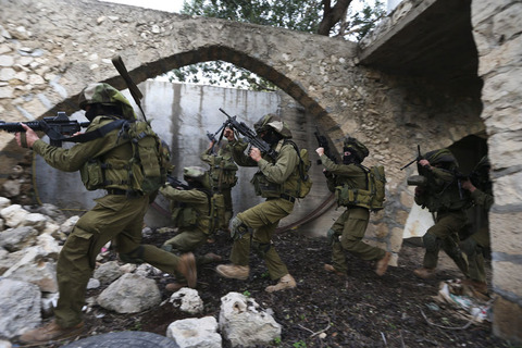 30 - Shayetet 13 Israeli Special Forces