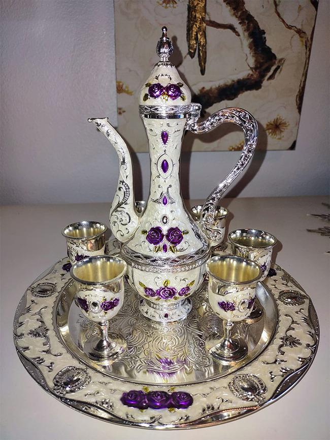 weird-secondhand-findings-146-64423df00e1dc__700