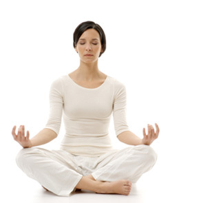 1359684004_woman-meditating-de-913983821