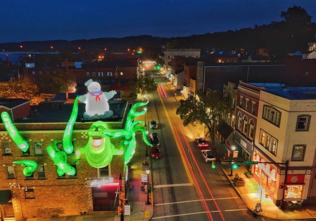 scary-creative-halloween-decorations-404-6167f5d180826__700