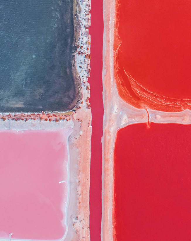 Magic-pink-lagoon-in-Western-Australia-5c6df1a4a17cc__880