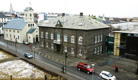 7907b91e2f7cf369414ecb1c1e249c3c