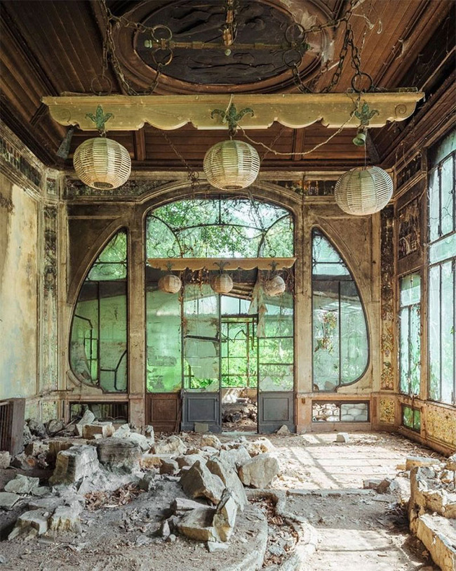 abandoned-beauties-pics-10-640606286d5db__700