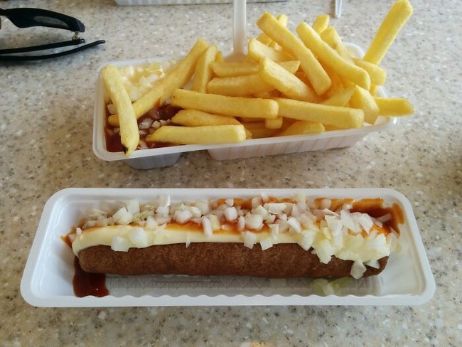 Patat_speciaal_and_frikandel_speciaal-6363d5b3596af__700