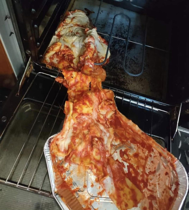 funny-cooking-kitchen-accidents-7-661cdf347d325__700