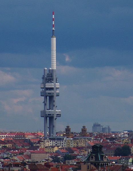 465px-Žižkovska_televizni_věž,_z_Baby
