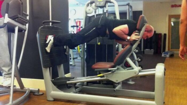 69d776e795e53_hilarious-gym-thin