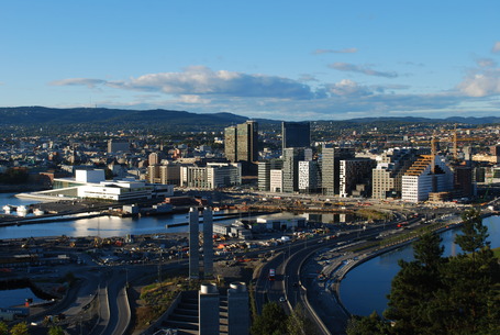Barcode_and_Oslo_Opera_house_seen_from_Ekeberg