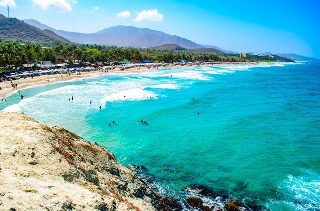 DeWatermark.ai_1758892289077