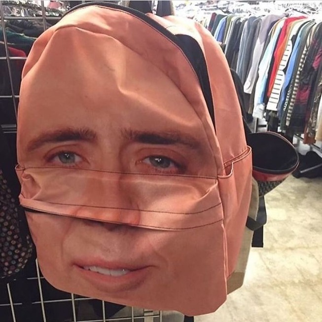 B6xGAukI22z-png__700