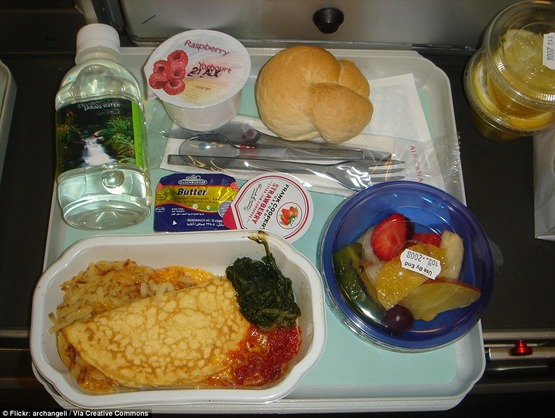 1413458454555_wps_4_18_Airline_Foods_From_Aro (1)