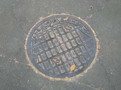big_331955_7575_manholecover (1)