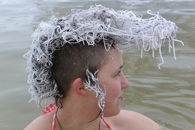 hair-freezing-contest-takhini-hot-springs